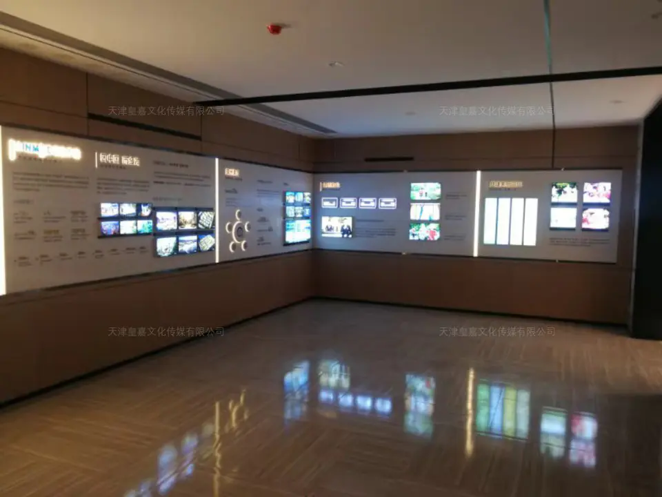 2019.6.23日 绿城地产御江臺品牌馆设计制作 33