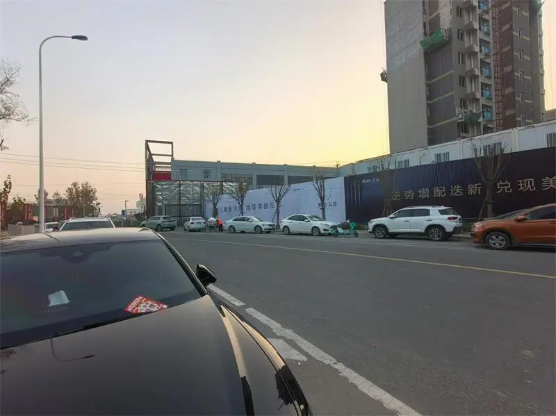 2025.02.19日 美的云筑 围挡制作及安装 实景图