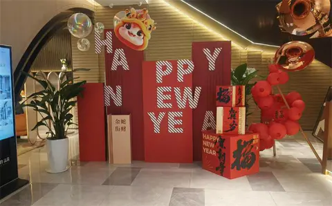 2025.02.05日 美的云筑 桁架画面搭建 实景图